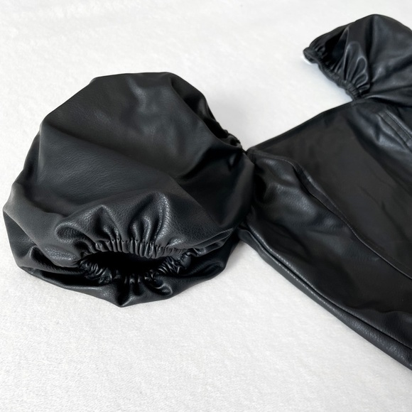 FAUX Leather Puff Crop Top - Picture 5 of 10